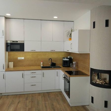 Moderný byt s krbom a klimatizáciou Prešov Esterno foto