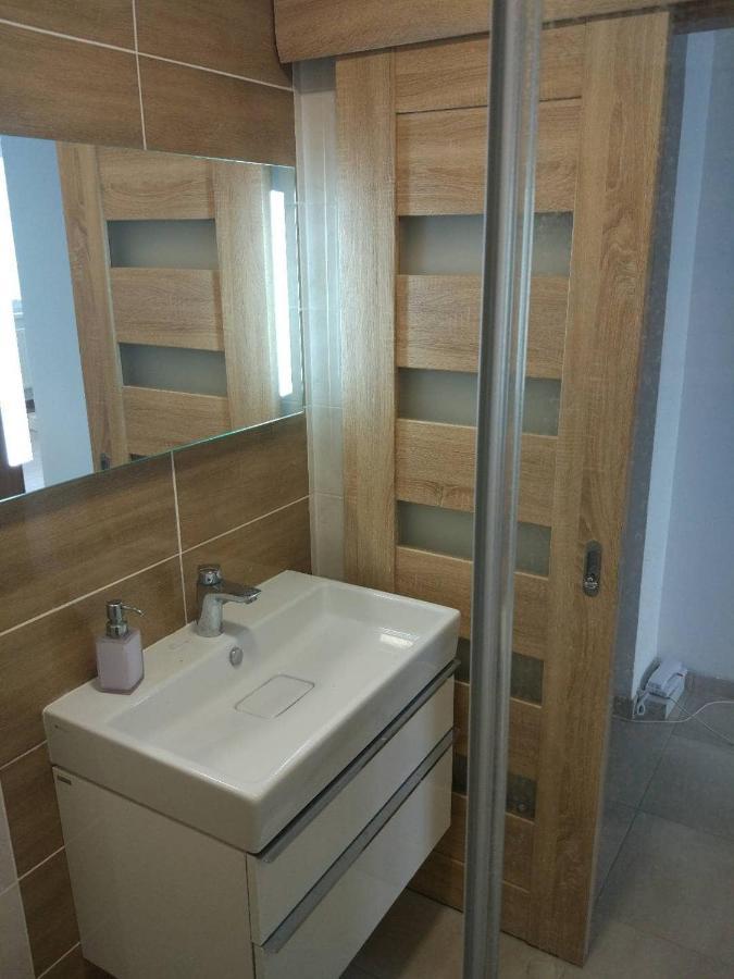 Moderný byt s krbom a klimatizáciou Prešov Esterno foto